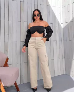 Calça Cargo pantalona na internet