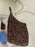 Blusa de Alça Única Animal Print na internet