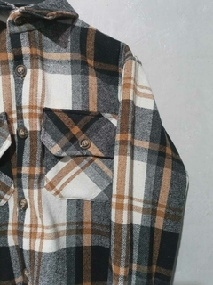 Camisaco con piel Black con lineas marrones