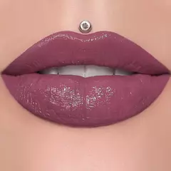 SUPREME GLOSS JEFFREE STAR - Moncheristar