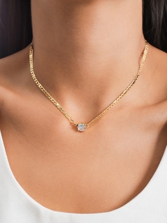 choker corrente com pedra na internet