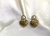 Aretes de perla dorado