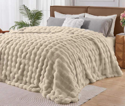 Acolchado Piel de Conejo Rubbit Fur Blanket King Size - Almond - comprar online