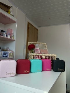 Mini Porta Joias personalizado com letra / nome - comprar online