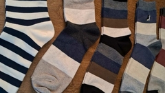 Banner da categoria PAR DE MEIAS CANO MÉDIO