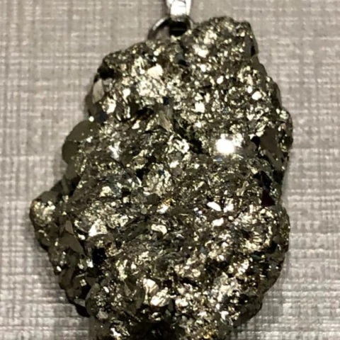 Pingente Pirita