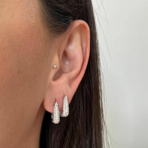 Brinco Cravejado Delta