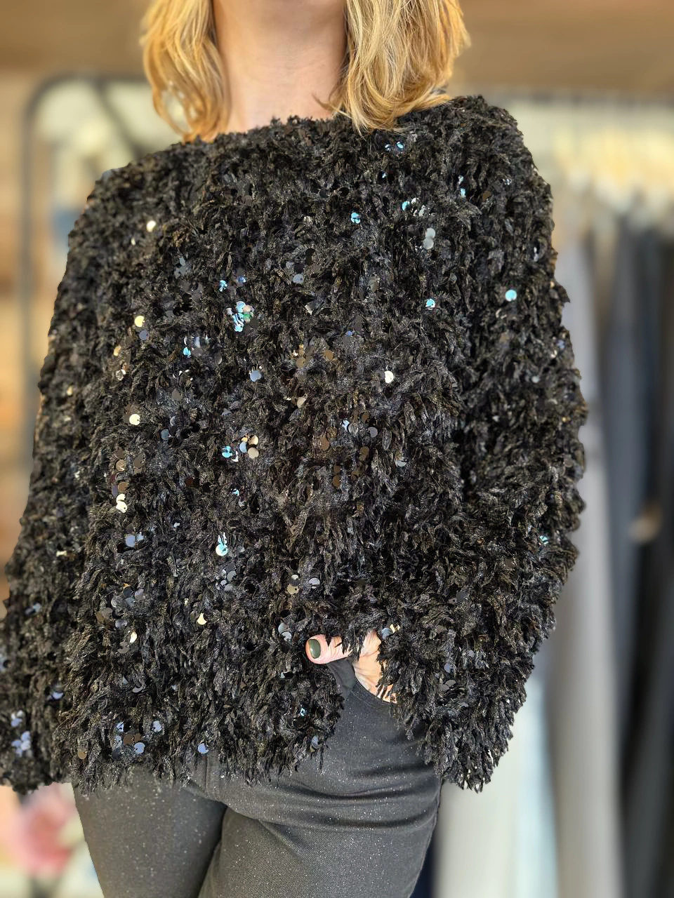 Sweater Black Spark