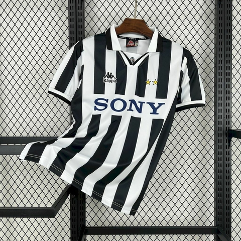 Juventus 1996/97 Home Retro