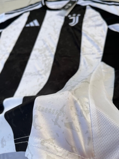 Camiseta Adidas de Juventus Titular 2024/25 en internet