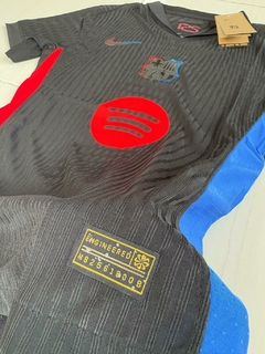 Imagem do Camiseta Versión Jugador Adidas de River Plate Titular 2024/25 - (copia) - (copia) - (copia) - (copia)