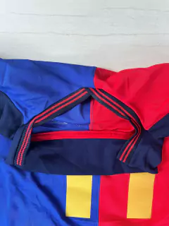 Camiseta Nike del Barcelona Titular Edición Aniversario Xavi 1999 - Lírico Showroom - Tienda Online de Fútbol 
