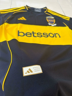 Camiseta Adidas de Boca Juniors Titular Ayrton Costa Edición 120° Aniversario 2025 - tienda online