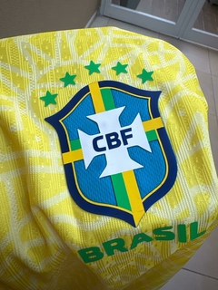 Camiseta Versión Jugador Nike de Brasil Titular 2024/25 - Lírico Showroom - Tienda Online de Fútbol 