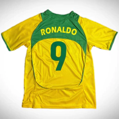 Camiseta Nike de Brasil Titular Ronaldo Nazário 2004 - comprar online