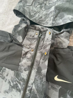 Campera Rompeviento Adidas WIND.RDY Gris - (copia) - (copia) - Lírico Showroom - Tienda Online de Fútbol 
