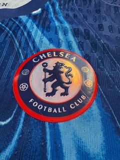 Camiseta Versión Jugador Nike del Chelsea Titular Mudryk 2024/25 - Lírico Showroom - Tienda Online de Fútbol 