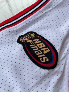 Imagen de Musculosa NBA Chicago Bulls Edition White de Michael Jordan Número 23 1997/98