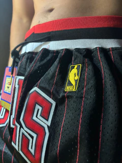Short NBA Chicago Bulls de Michael Jordan Número 23 - Lírico Showroom - Tienda Online de Fútbol 