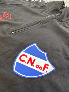 Buzo Térmico Medio Cierre Umbro de Nacional Negro en internet