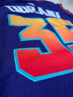 Musculosa NBA Nike Phoenix Suns Edición Authentic de Kevin Durant Número 35 2023/24 - comprar online
