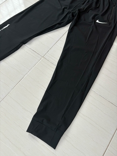 Pantalón Deportivo Nike Dri-FIT Negro