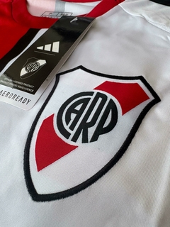Camiseta Adidas de River Plate Tercera Equipación 2025 - Lírico Showroom - Tienda Online de Fútbol 