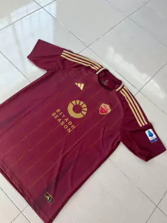 Camiseta Adidas de Roma Titular Paredes Serie A 2024/25 - Lírico Showroom - Tienda Online de Fútbol 