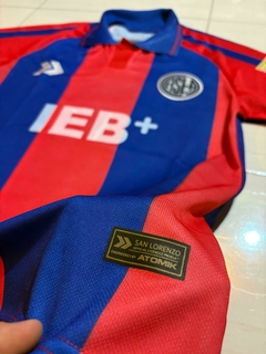 Imagen de Camiseta Atomik de San Lorenzo Titular Número 10 LPF 2025