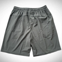 Short Deportivo Nike Gris en internet