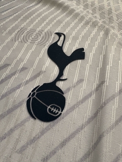 Camiseta Versión Jugador Nike del Tottenham Titular Son 2024/25 - Lírico Showroom - Tienda Online de Fútbol 