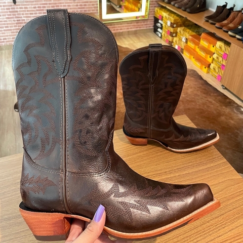 BOTA TEXANA FEMININA GOYAZES COURO - BICO FINO - CAFÉ - 246801-CC - comprar online