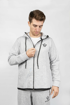 Campera Deportiva Gris Claro en internet
