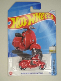 HOTWHEELS - VESPA 90 SS SUPER SPRINT 1996 - HRY52