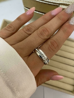 Anillo cubic sin fin AB