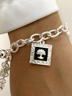Pulsera modelo 9 AB