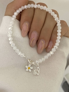Pulsera cristal blanco y margarita en internet