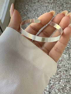 Esclava semi abierta lisa plana importada