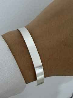 Esclava semi abierta lisa plana importada - comprar online