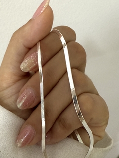 Cadena chata más fina en internet