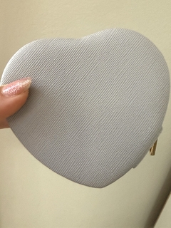 Alhajero corazón gris