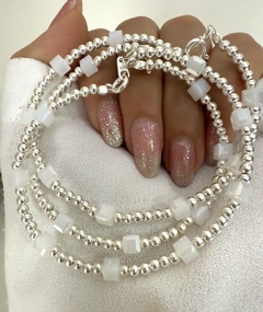 Pulsera bolitas 2mm y cubito blanco (c/cierre) - comprar online