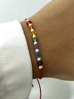 Pulsera hilo rojo chakras
