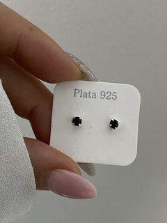 Pasante modelo 323