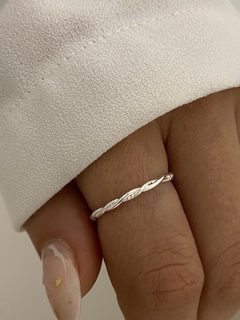 Anillo Entrelasado