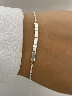 Pulsera modelo 30