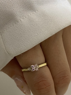 Anillo flor chica cubic en internet