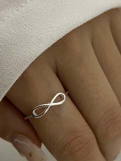 Anillo infinito liso