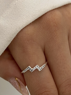 Anillo zig zag gris (Importado)