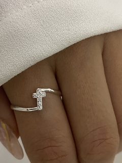 Anillo cruz cubic (Importado)